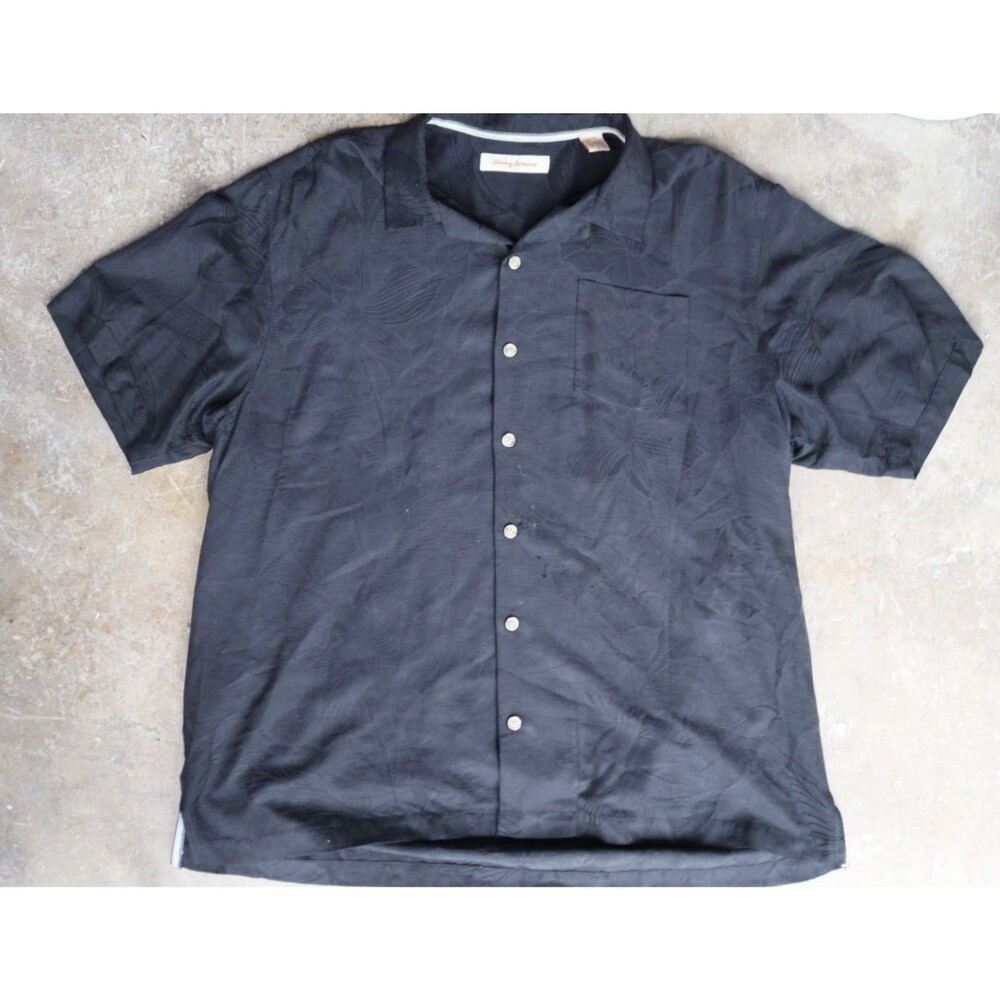 Tommy Bahama Silk Camp Shirt Men XL Black Embroidered Wine Six Flights A Day